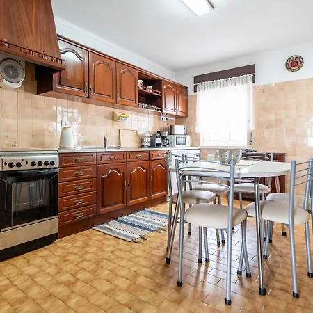 펜션 With Garden And Barbecue *