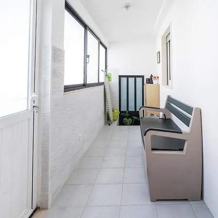 With Garden And Barbecue 펜션 *