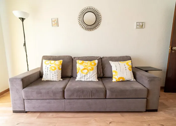 With Garden And Barbecue * Nazare