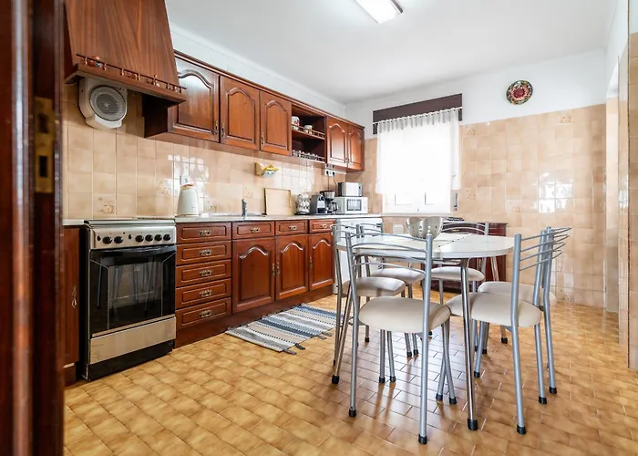 Holiday home With Garden And Barbecue *