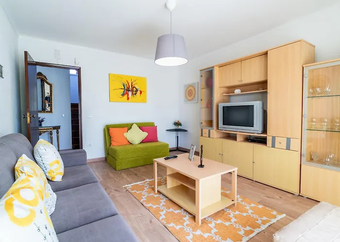 With Garden And Barbecue * Nazare